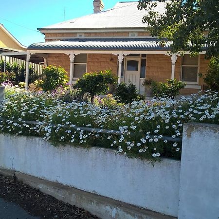Book Keepers Cottage Waikerie Экстерьер фото
